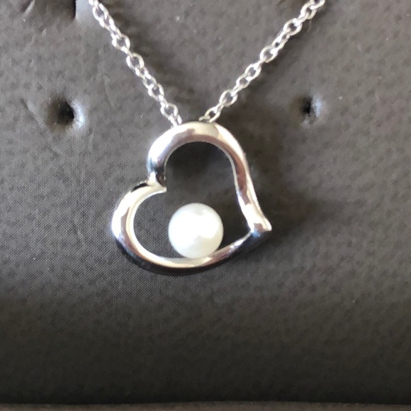 Maison Birks Sterling Silver Heart with Pearl - Picture 2 of 9